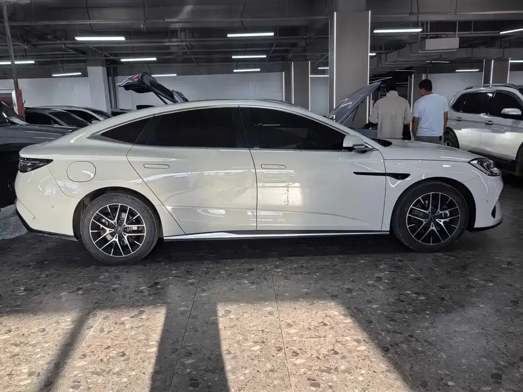 BYD Seal 07 DM-i 2025 из CN, фото 7