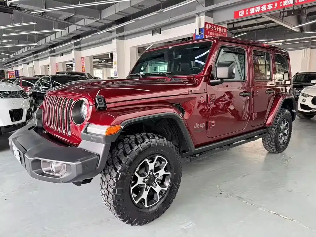 Jeep Wrangler — фото 1