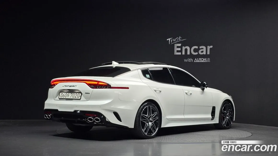 Kia Stinger 2021 из KR, фото 2