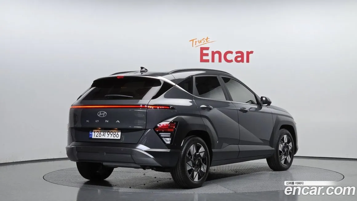 Hyundai Kona — фото 2