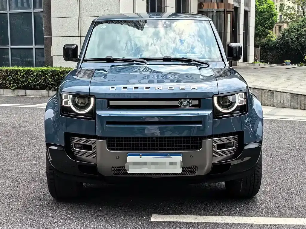 Land Rover Defender — фото 2