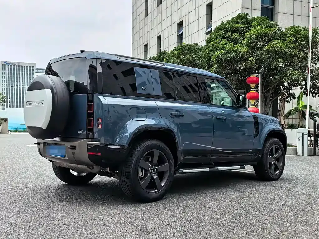 Land Rover Defender — фото 4