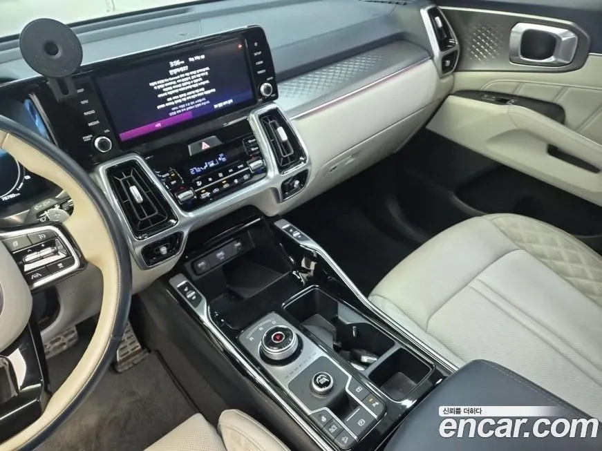 Kia Sorento — фото 9