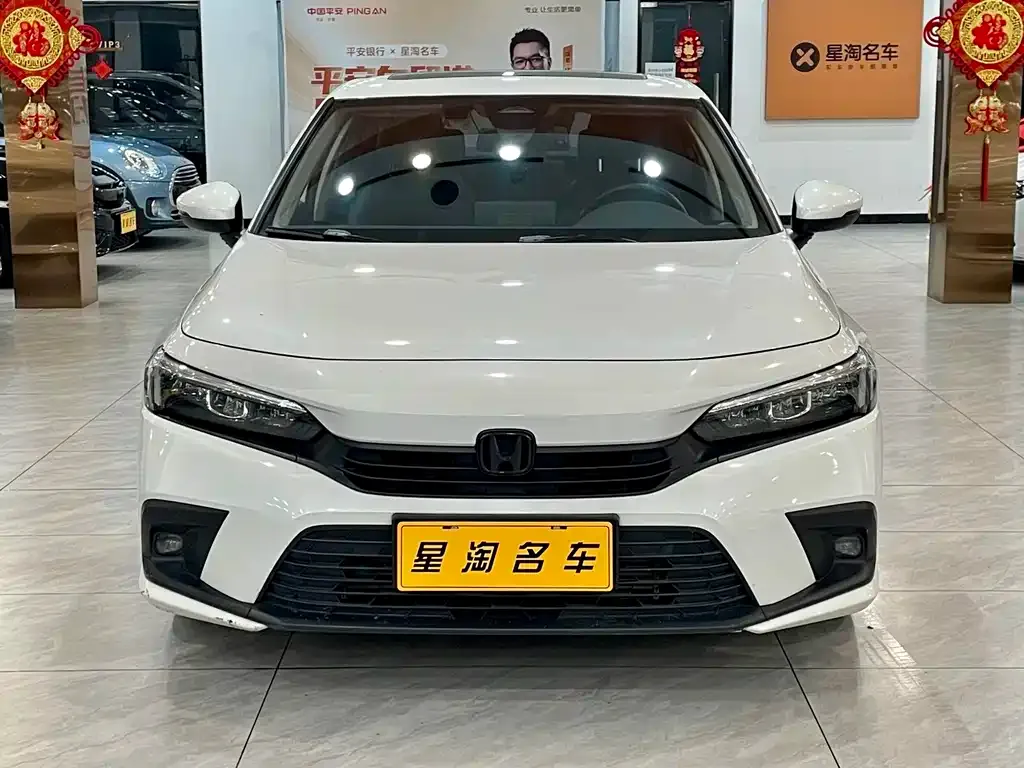Honda Civic 2024 из CN, фото 2