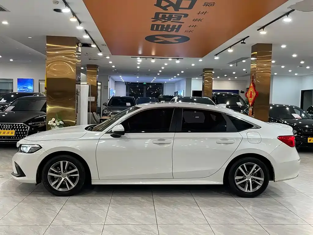 Honda Civic 2024 из CN, фото 3