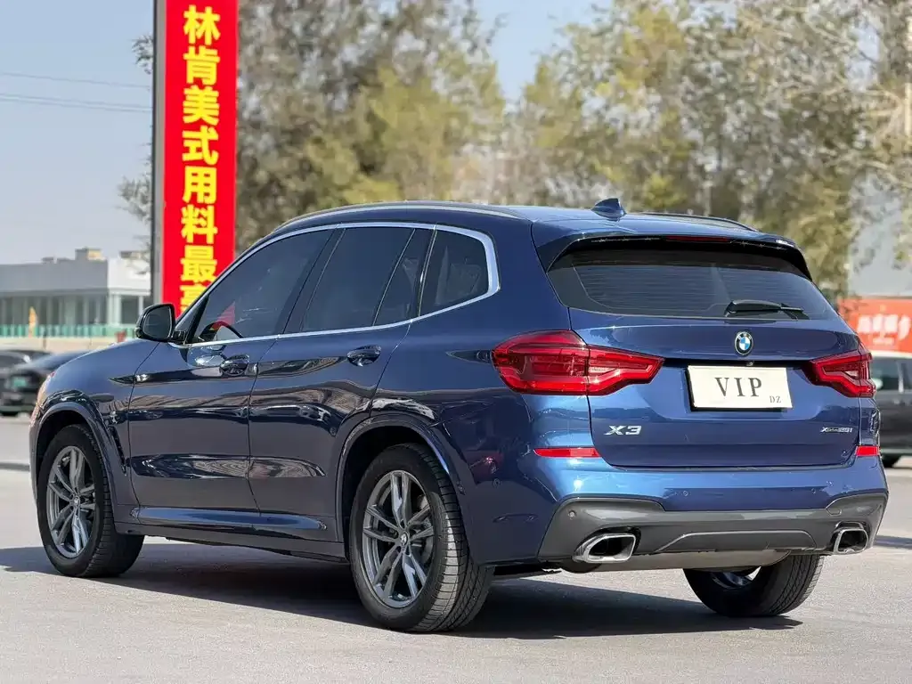 BMW X3 — фото 7