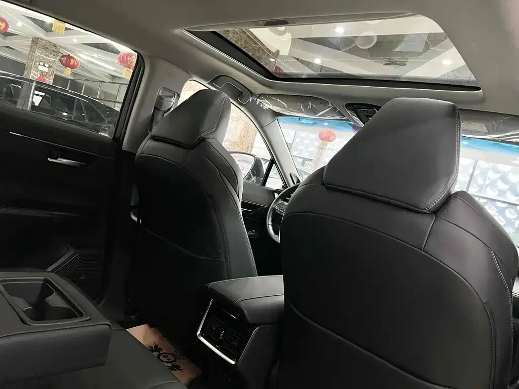 Toyota Venza 2023 из CN, фото 9