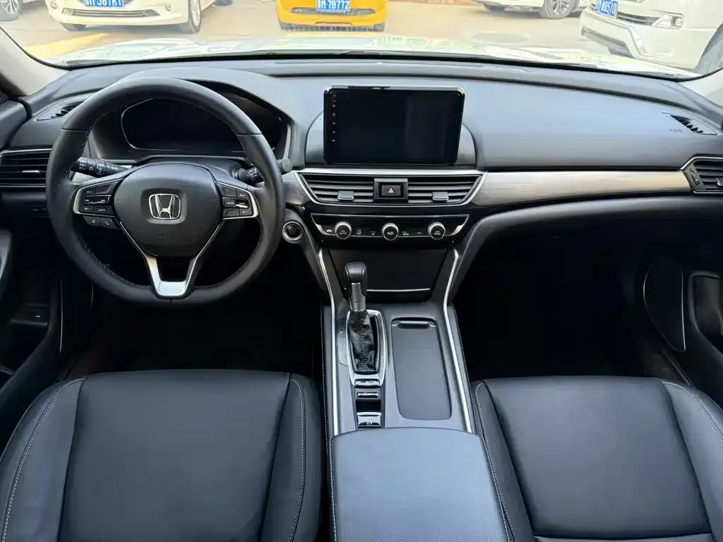 Honda Inspire — фото 9