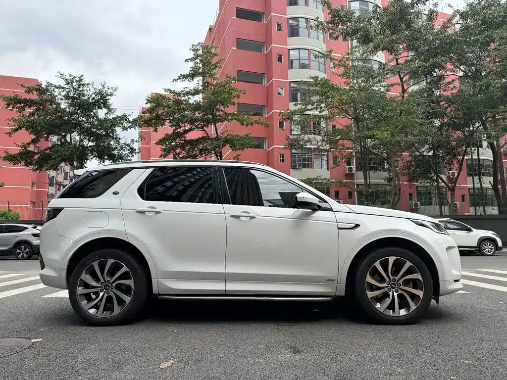 Land Rover Discovery Sport Hybrid 2022 из CN, фото 9