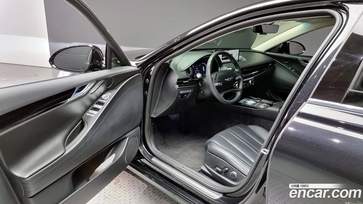 Genesis G80 — фото 10