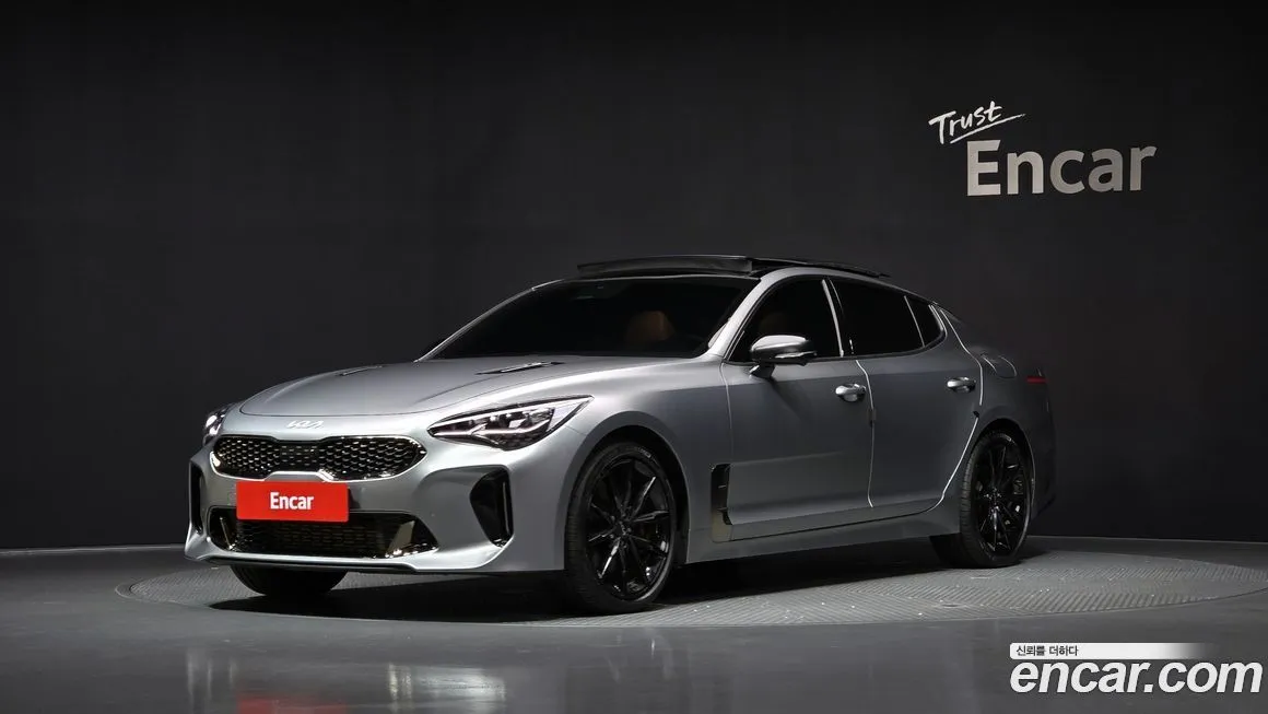 Kia Stinger 2023 из KR, фото 1