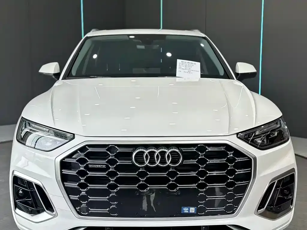 Audi Q5L 2023 из CN, фото 2
