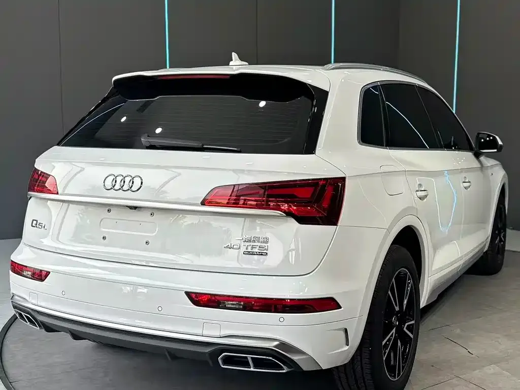 Audi Q5L 2023 из CN, фото 5