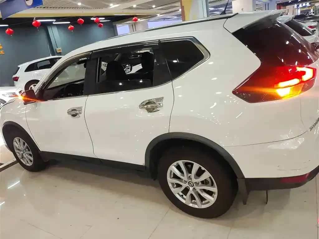 Nissan X-Trail 2024 из CN, фото 5