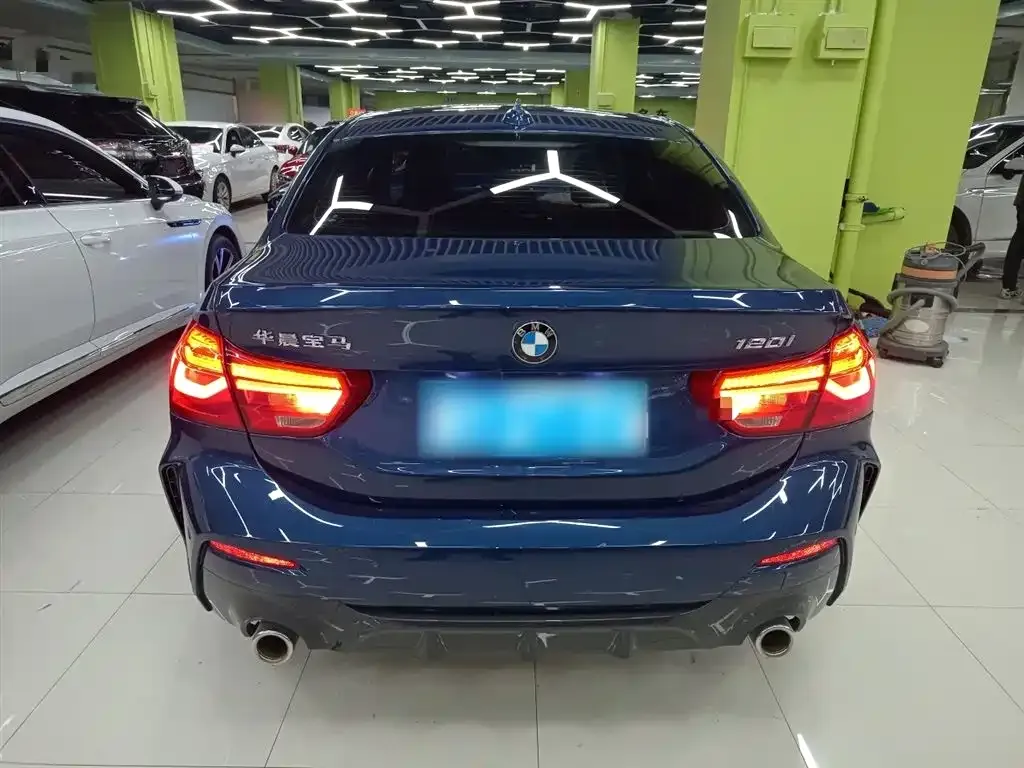 BMW 1 Series 2021 из CN, фото 6