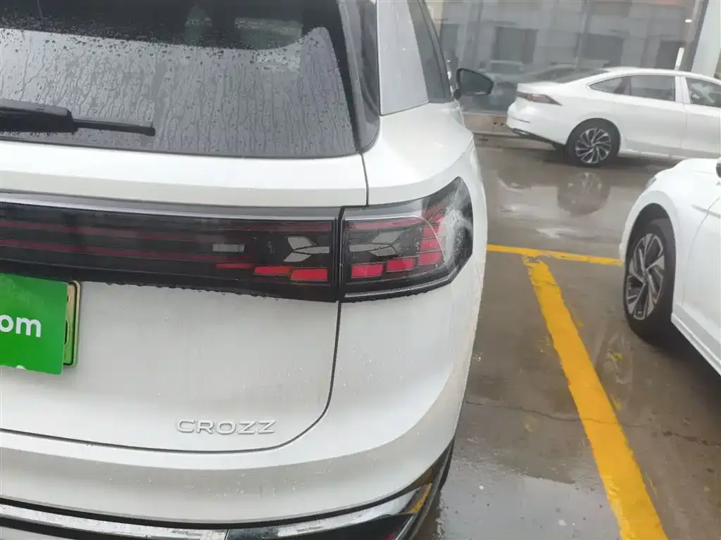 [object Object] ID.6 Crozz 2024 из CN, фото 8