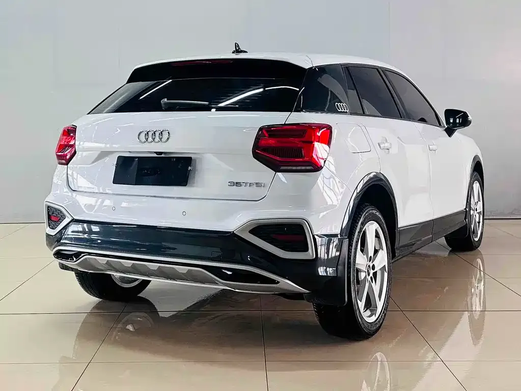 Audi Q2L 2022 из CN, фото 4