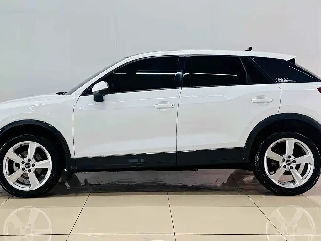 Audi Q2L 2022 из CN, фото 8