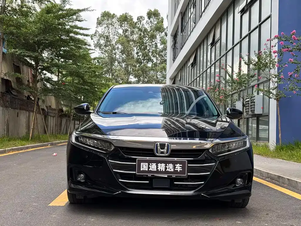 Honda Accord — фото 2