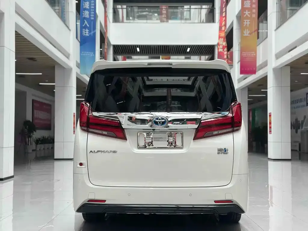 Toyota Alphard 2022 из CN, фото 6