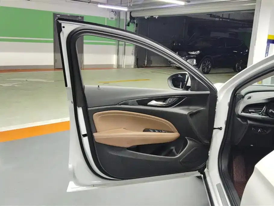 Buick Regal 2023 из CN, фото 7