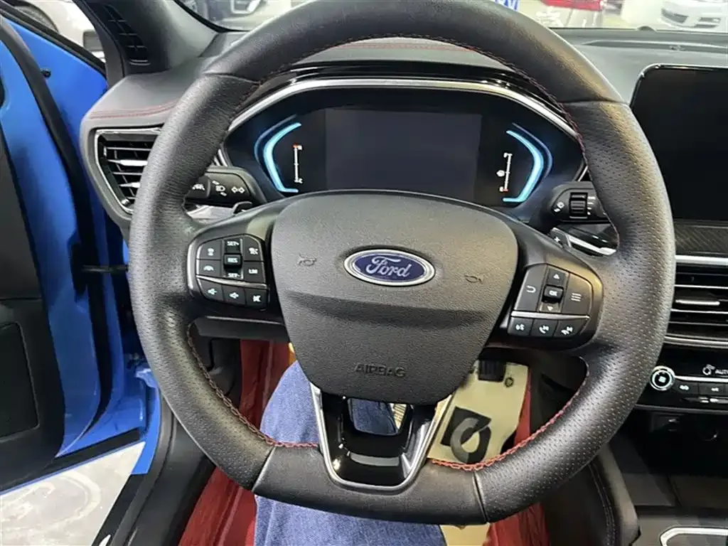 [object Object] Focus 2023 из CN, фото 3