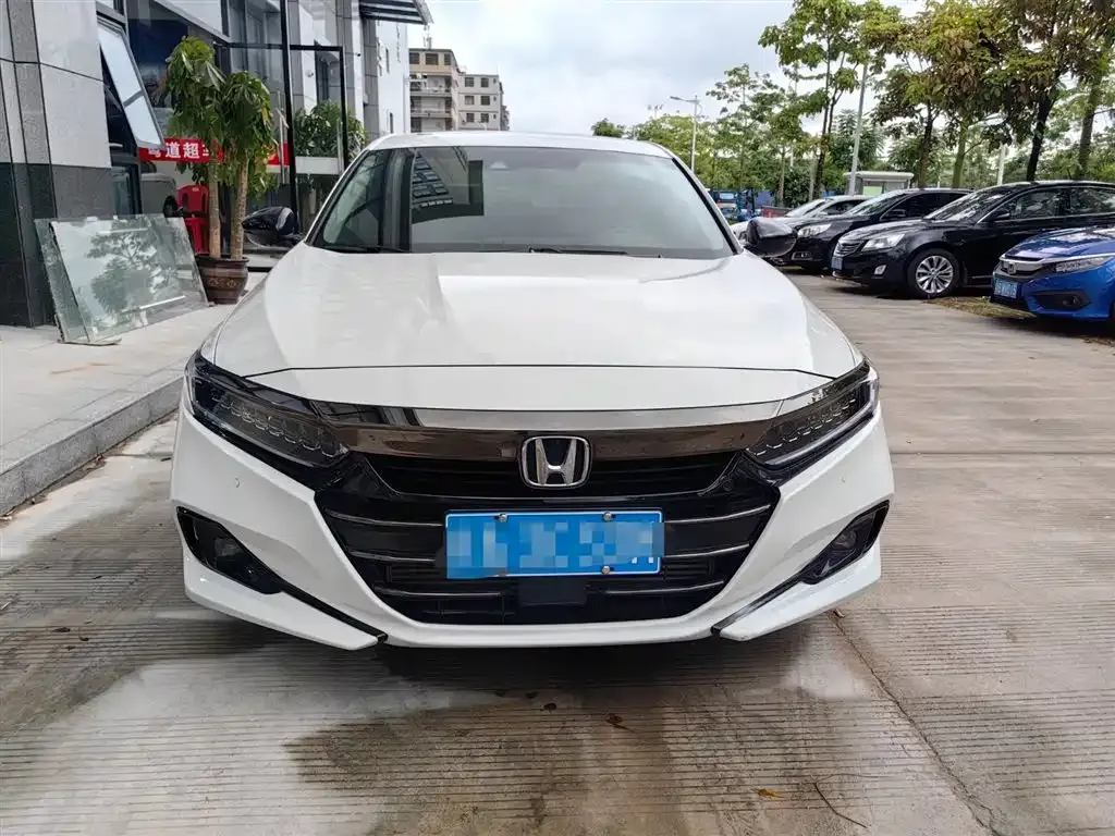 Honda Accord — фото 2