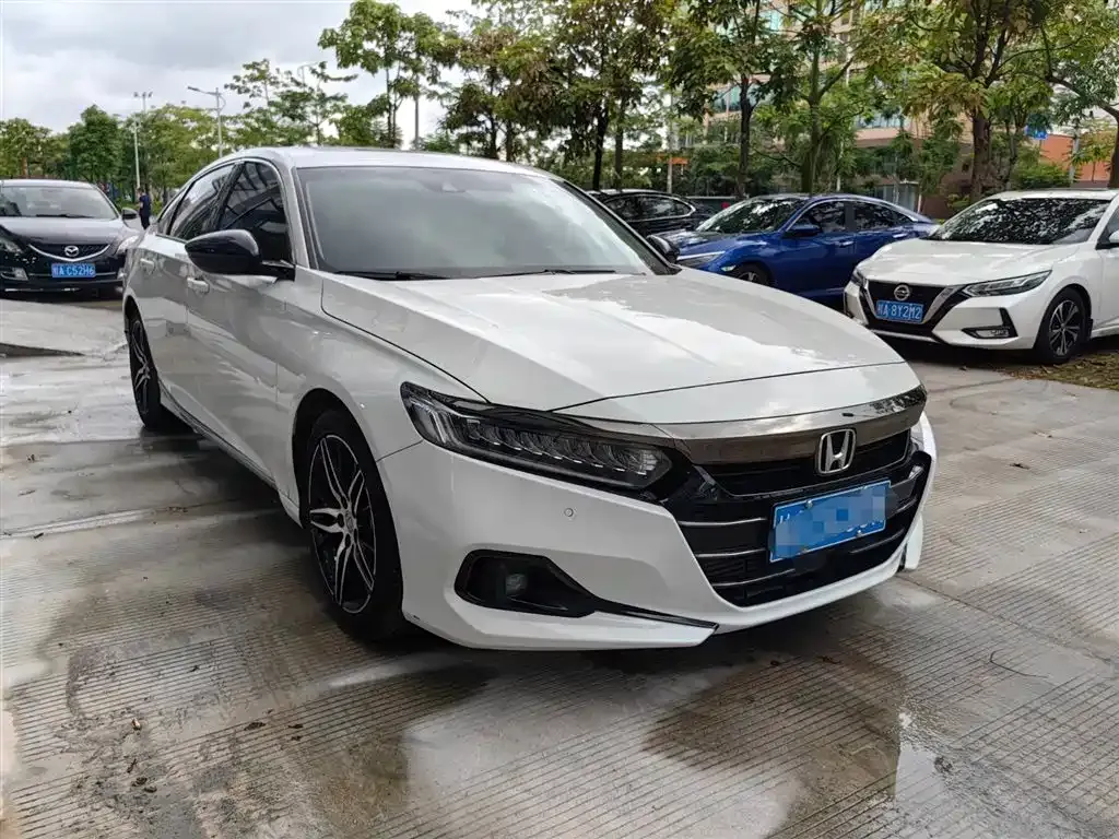 Honda Accord — фото 3