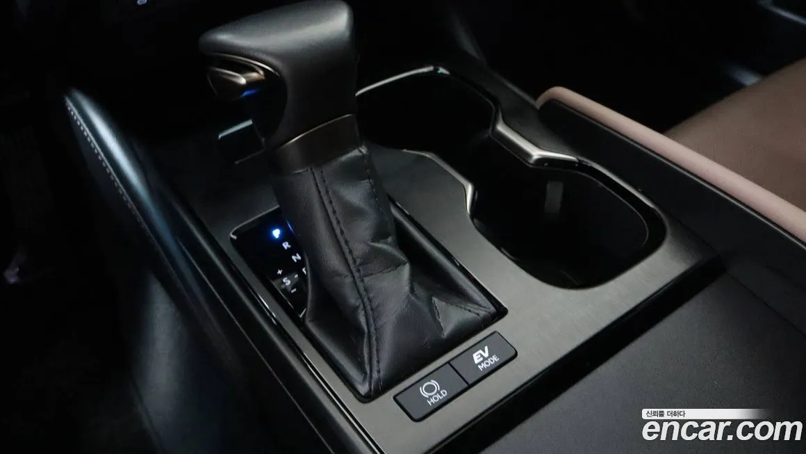 Lexus ES 2025 из KR, фото 8