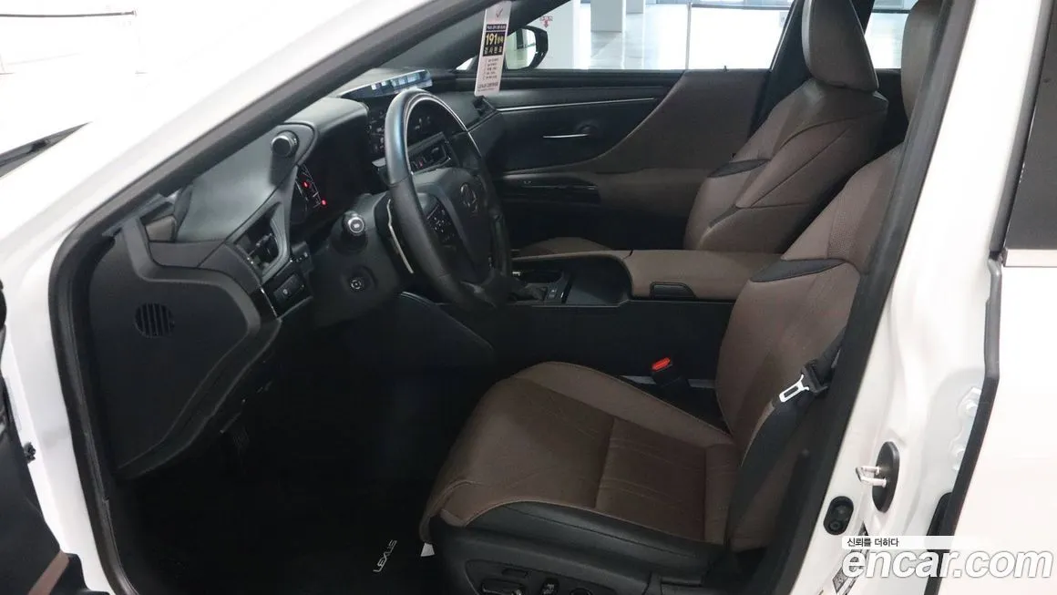 Lexus ES 2025 из KR, фото 9