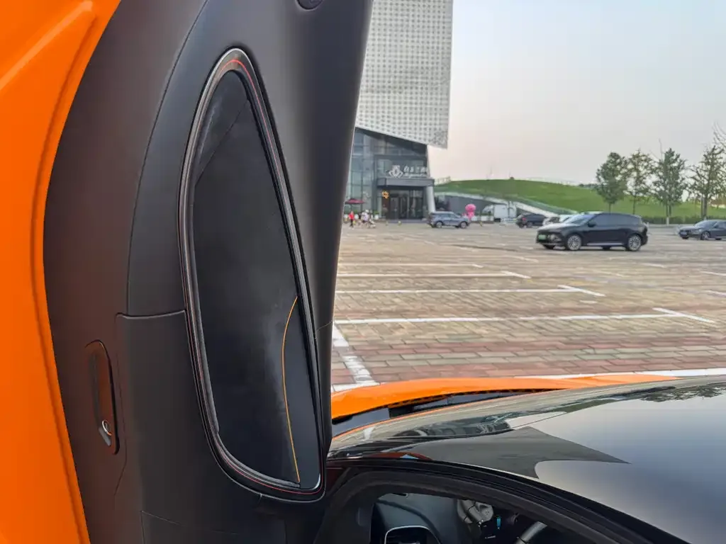 McLaren Artura 2023 из CN, фото 10