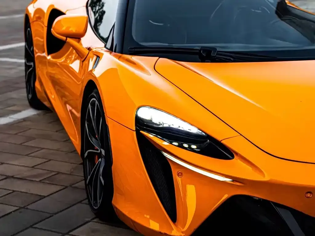 McLaren Artura 2023 из CN, фото 2