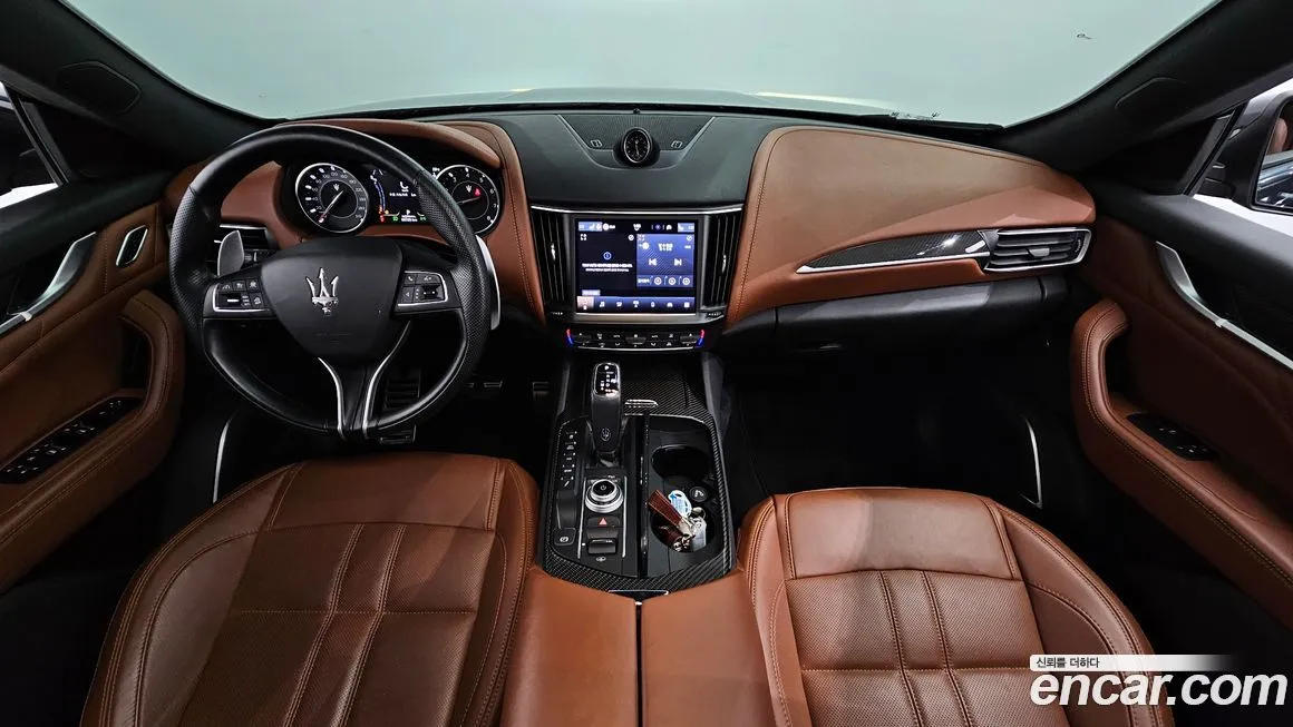 Maserati Levante — фото 7