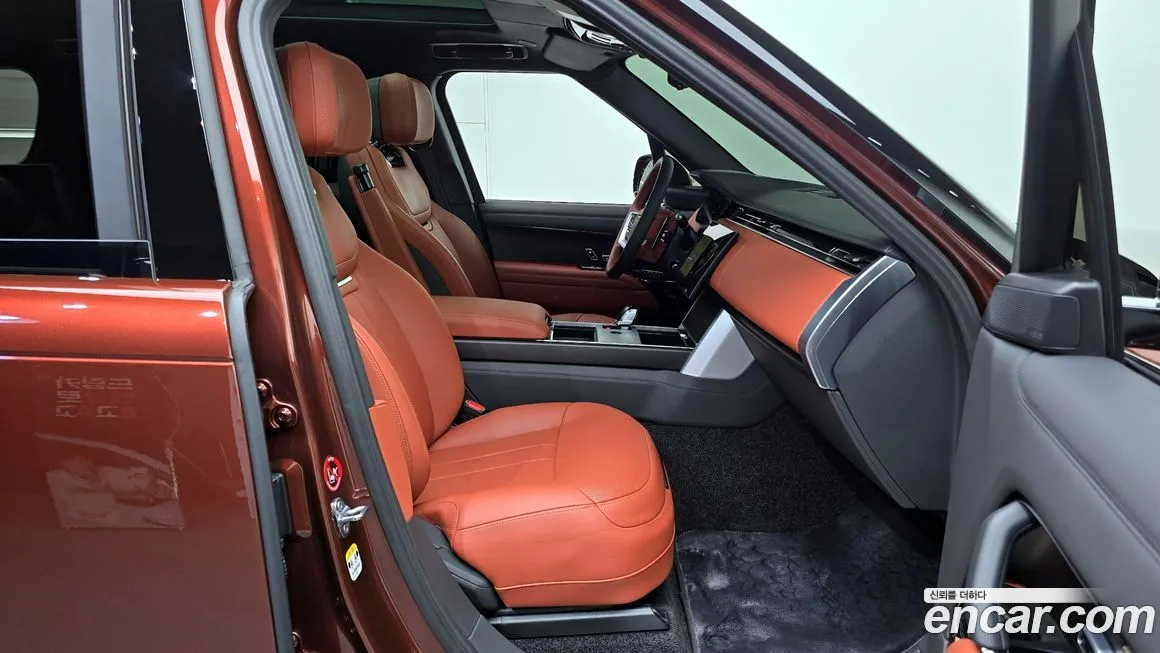 Land Rover Range Rover 2024 из KR, фото 3