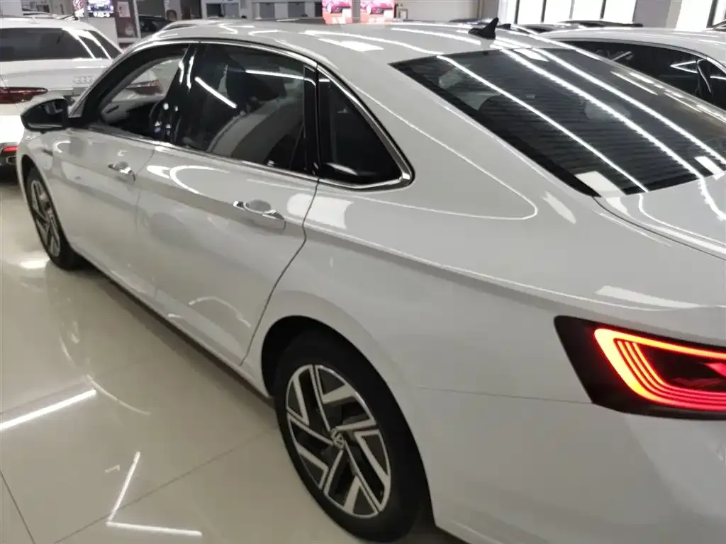 Volkswagen Sagitar 2023 из CN, фото 5