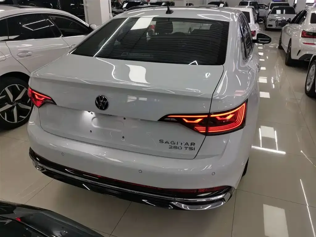 Volkswagen Sagitar 2023 из CN, фото 6