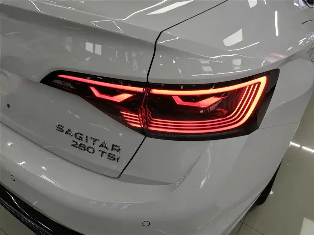 Volkswagen Sagitar 2023 из CN, фото 8