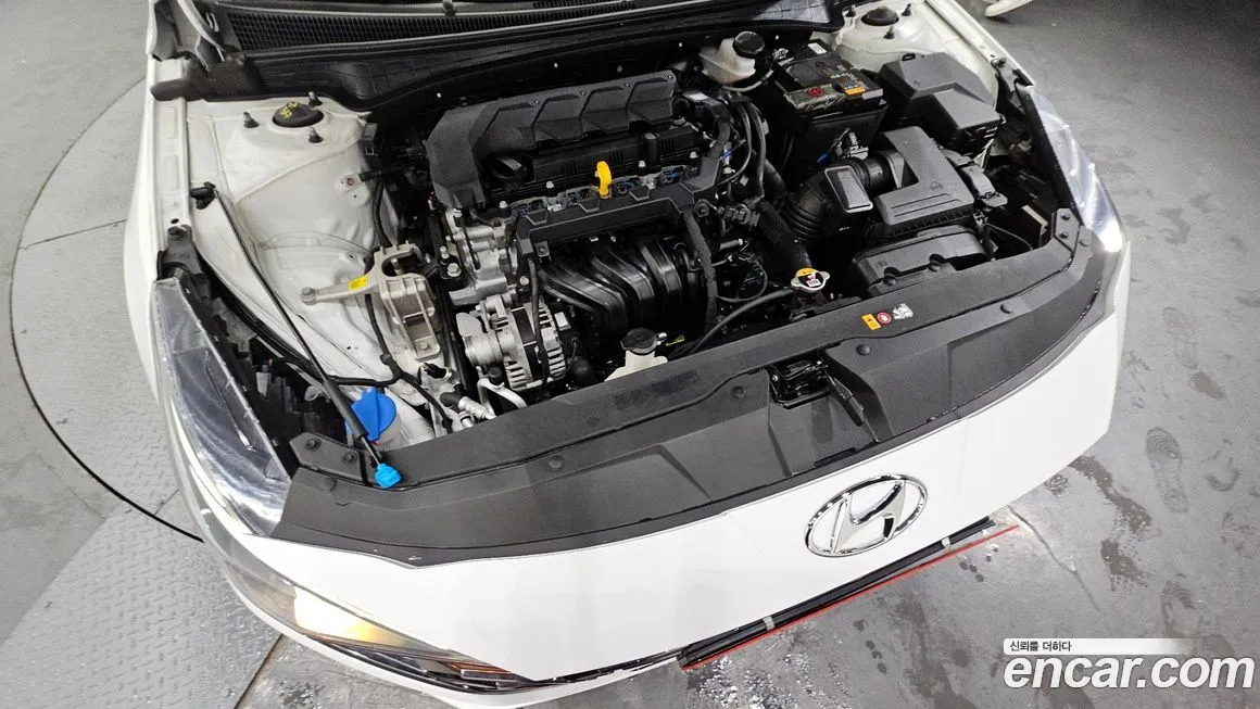 Hyundai AVANTE — фото 6
