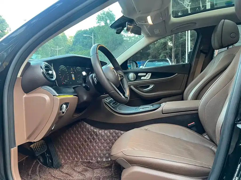 Mercedes-Benz E-Class 2023 из CN, фото 10