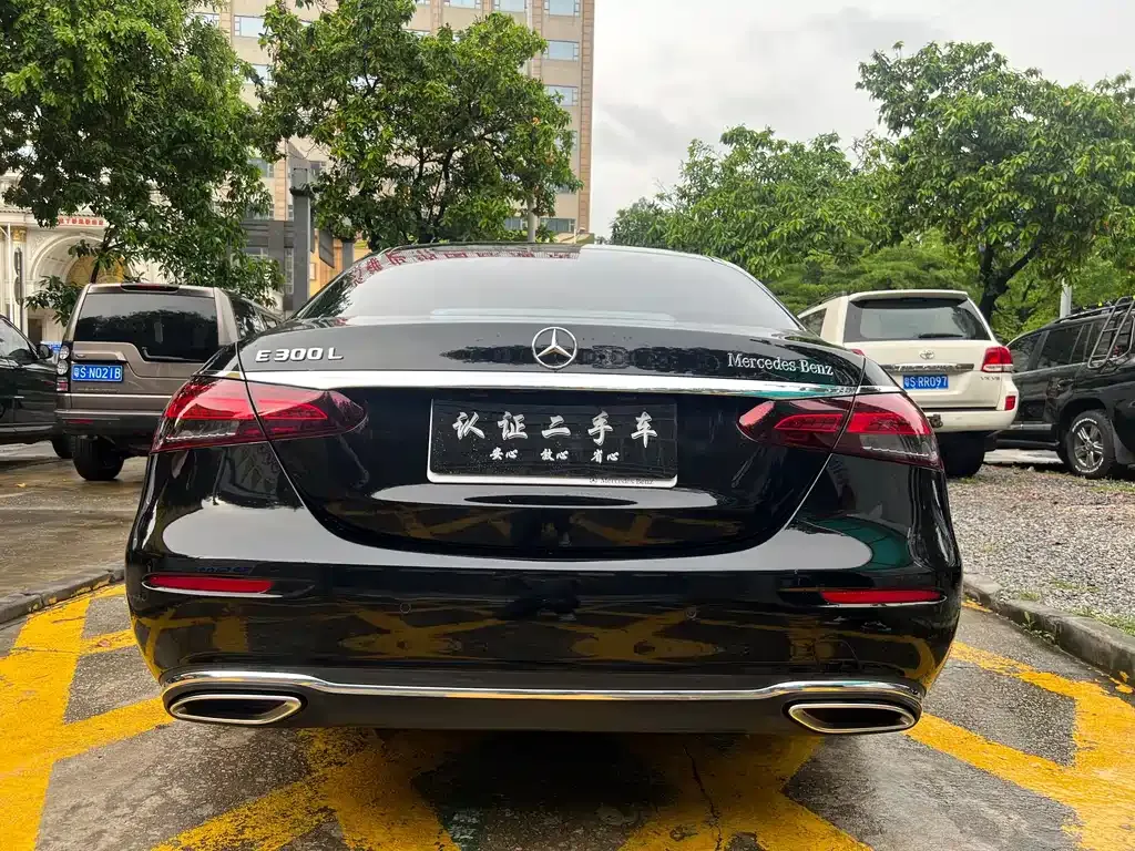 Mercedes-Benz E-Class 2023 из CN, фото 4