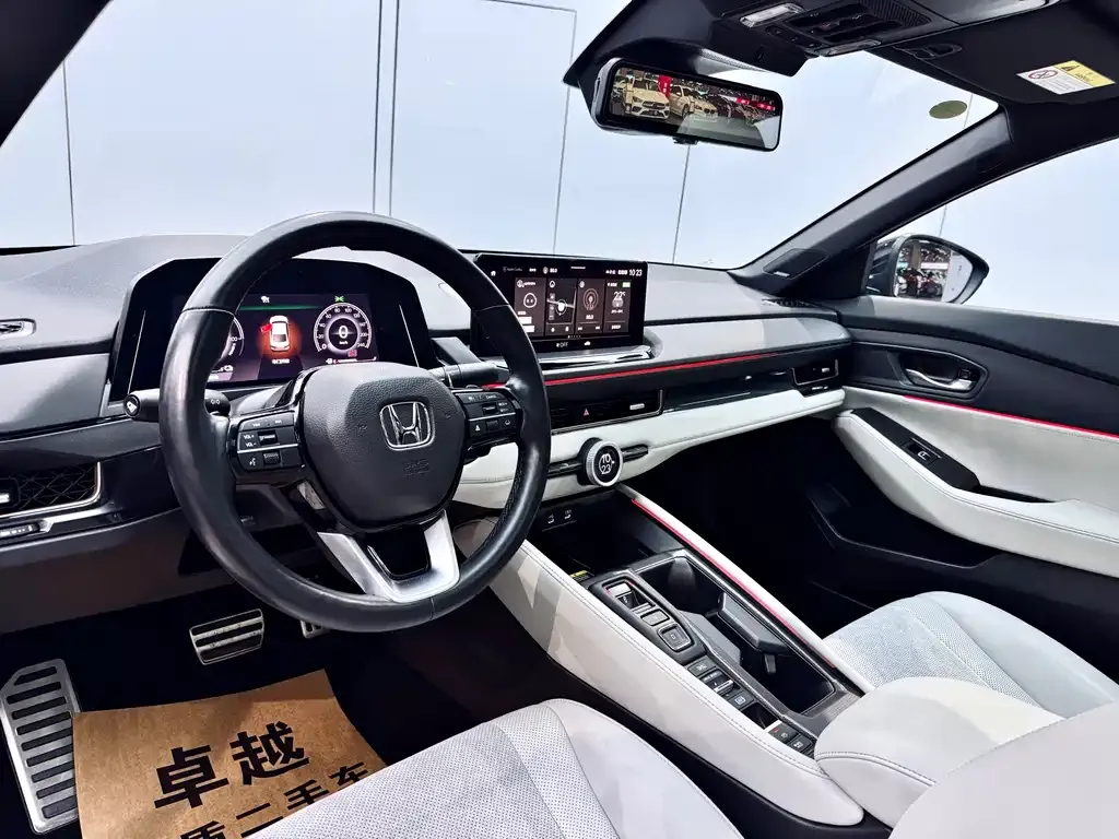 Honda Inspire PHEV 2023 из CN, фото 8
