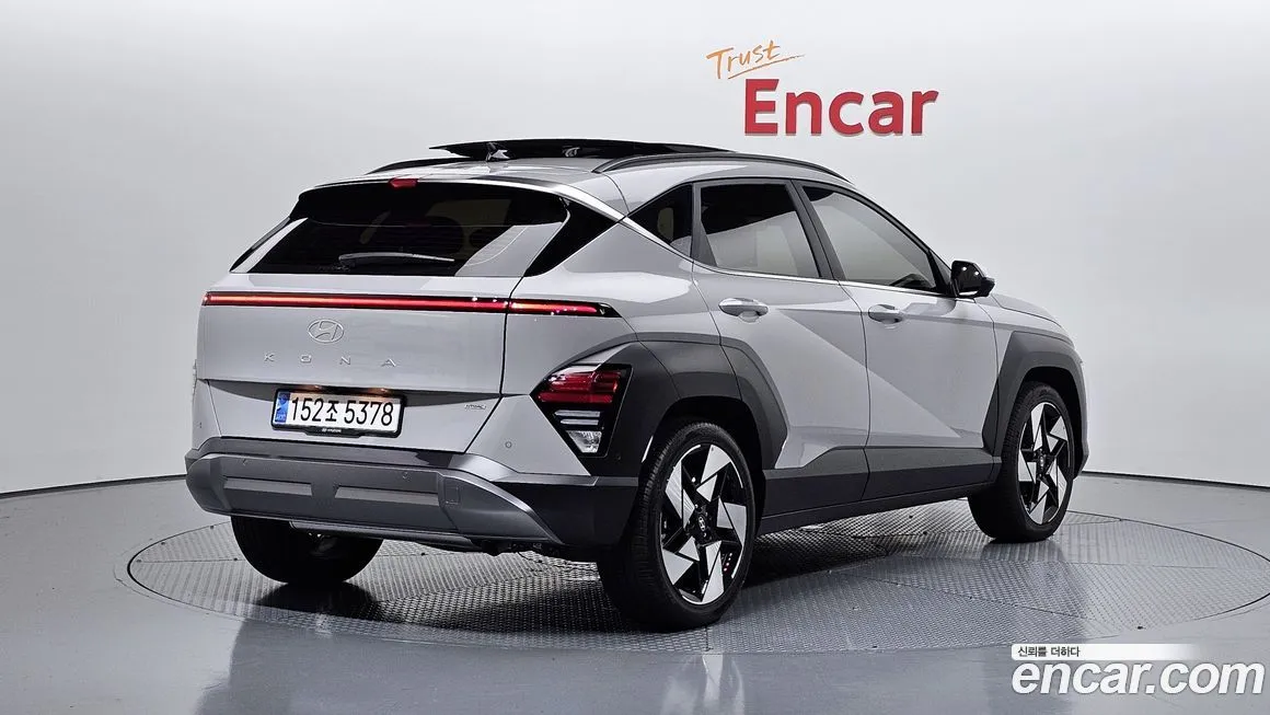 Hyundai Kona 2023 из KR, фото 2