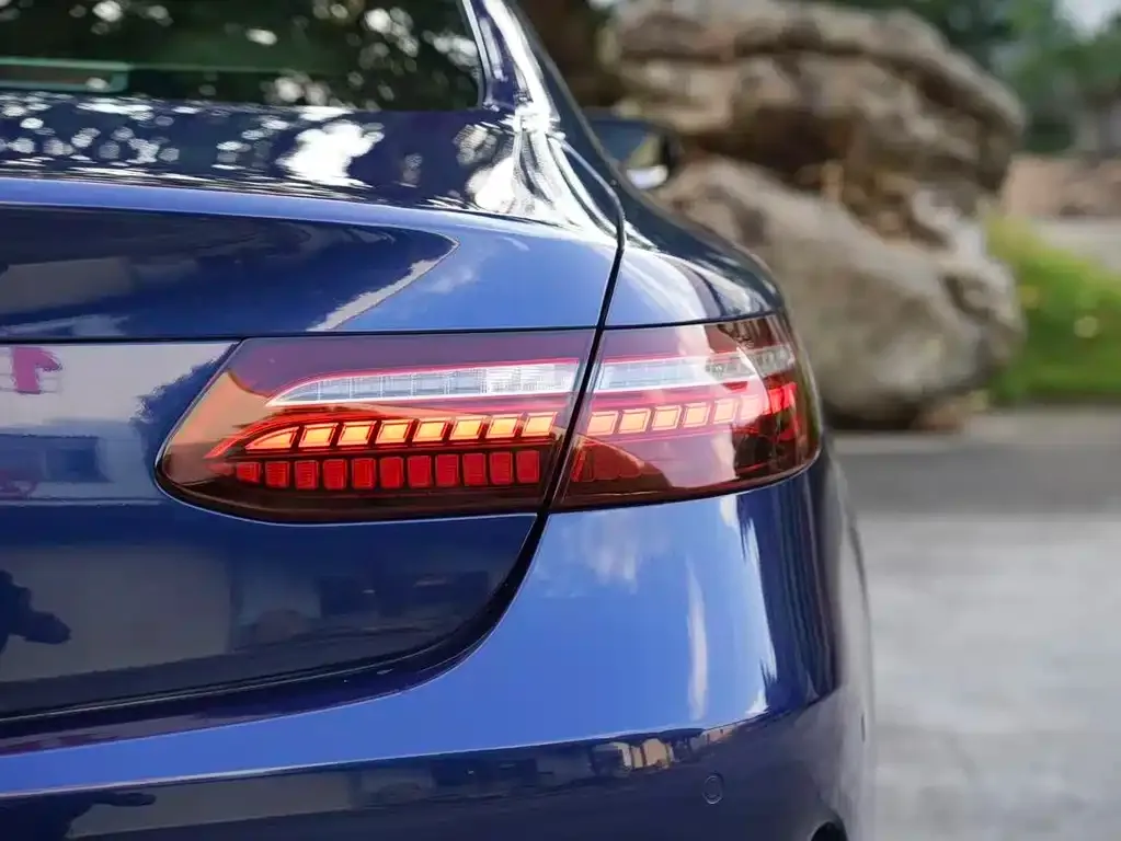 Mercedes-Benz E-Class (Import) — фото 5