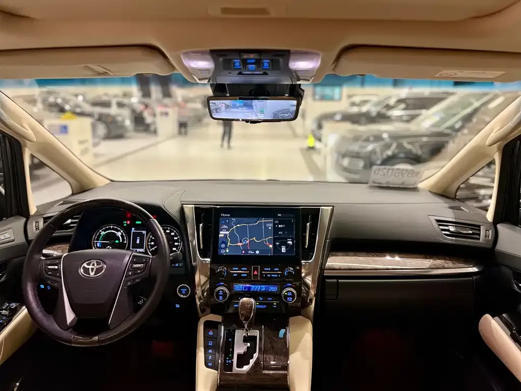 Toyota Alphard 2021 из CN, фото 9