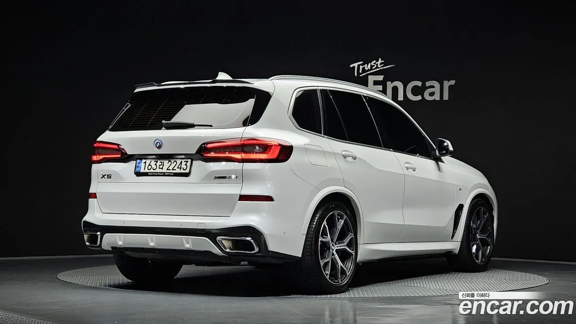 BMW X5 — фото 2