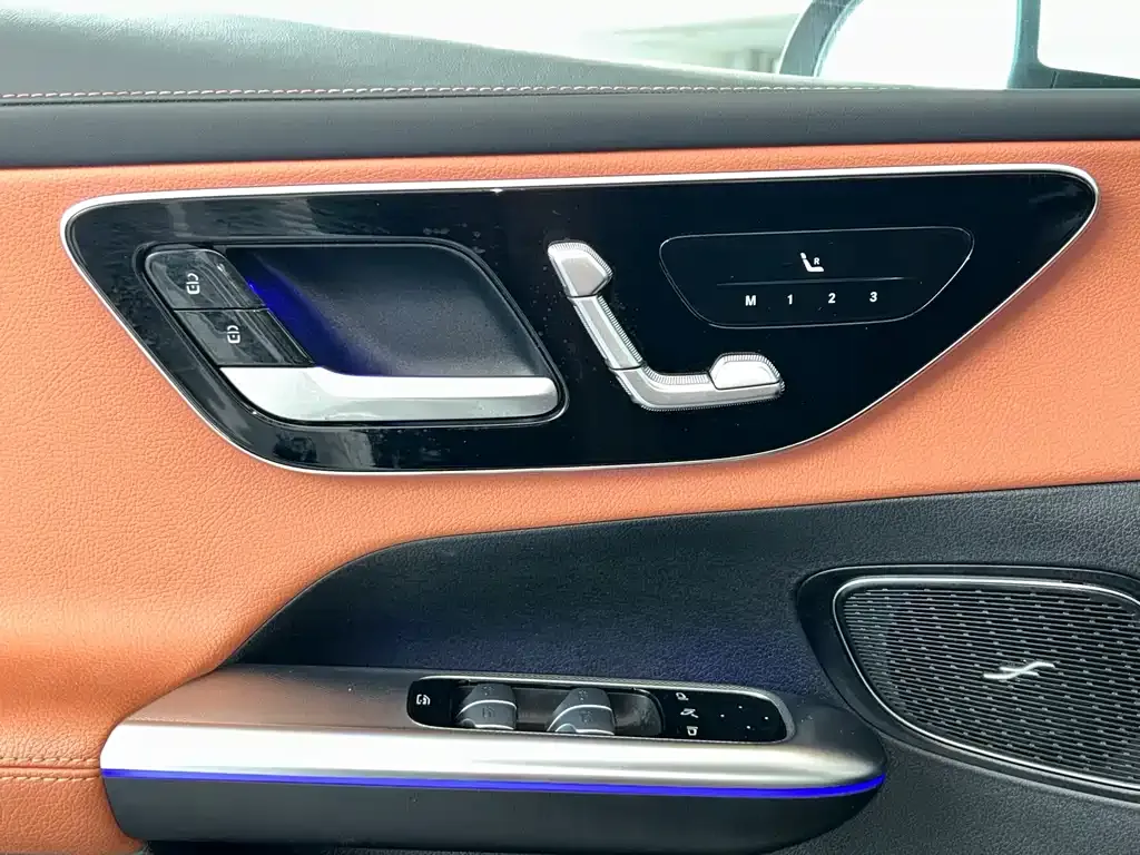 Mercedes-Benz GLC — фото 9