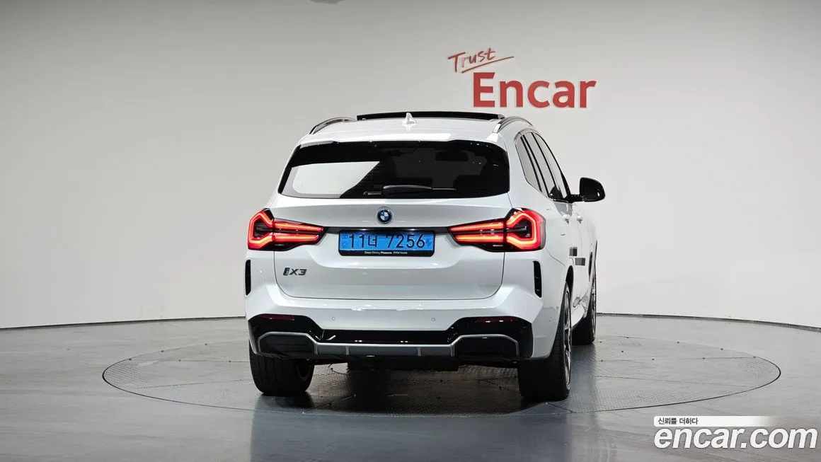 BMW iX3 2025 из KR, фото 4