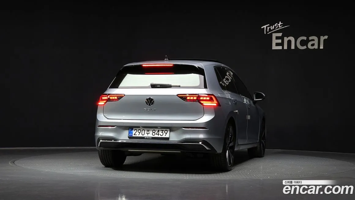 Volkswagen Golf 2025 из KR, фото 4
