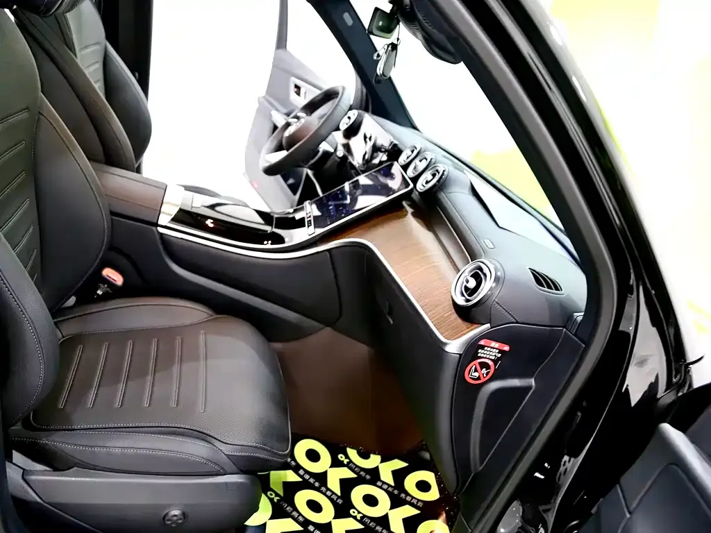 Mercedes-Benz GLC 2024 из CN, фото 8