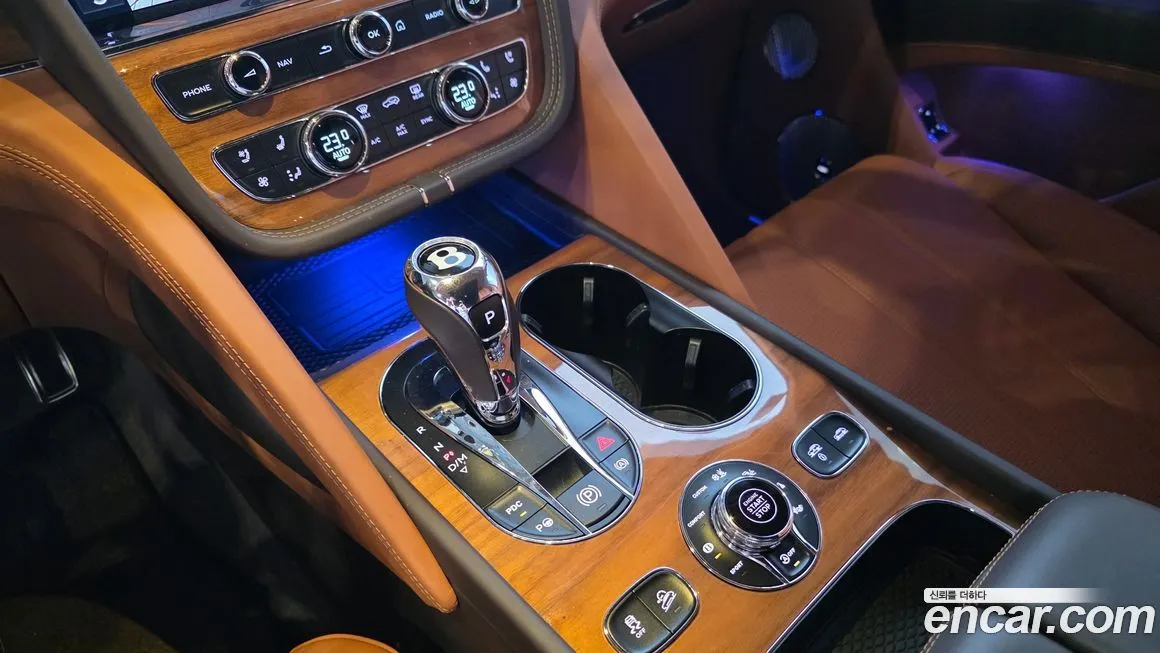 Bentley Bentayga 2023 из KR, фото 10